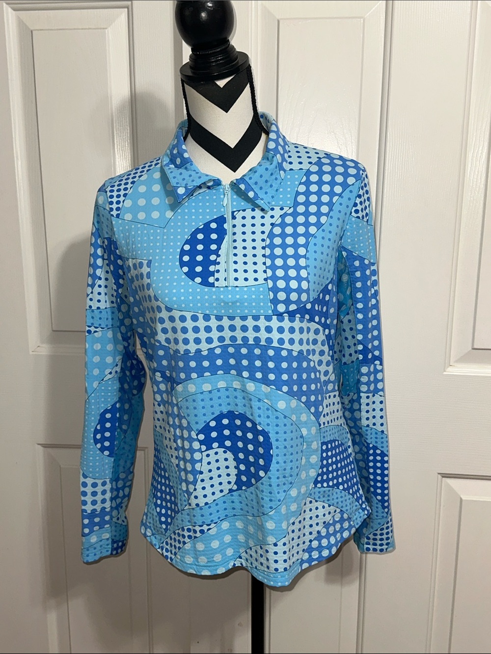 Ibkul Blue Polka Dot Long-Sleeve Collared Quarter Zip Top